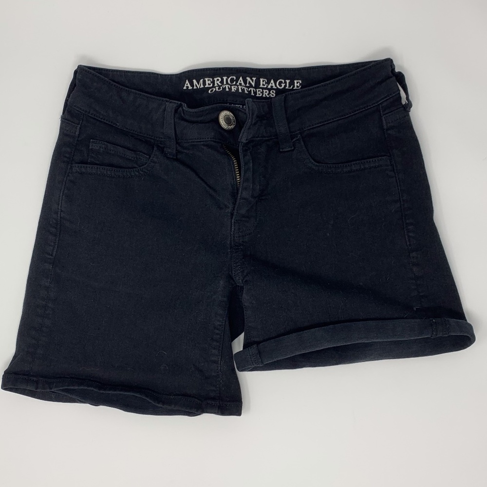 ✿SOLD✿ American Eagle Midi Shorts